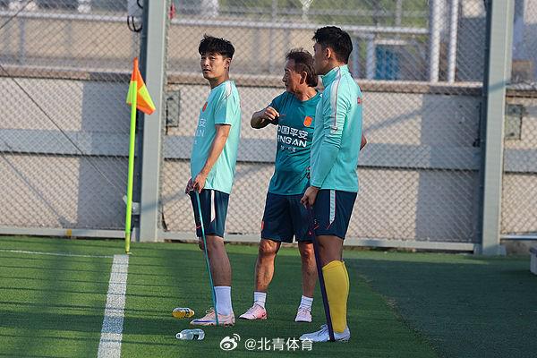 有什么想对莫德里奇说的C罗：保持冷静，随后全场大笑
