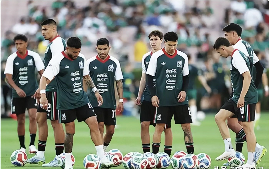 910加载中FIFA前10已有8队进16强，阿根廷明日出战，荷兰出局
